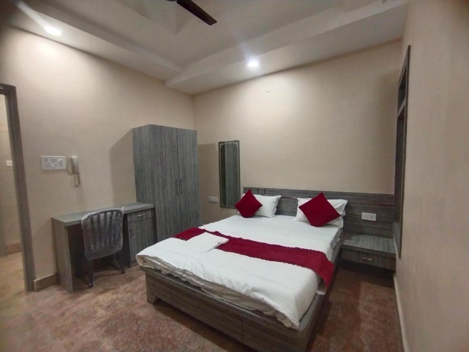 Hotel Utsav Palace Kānpur Exterior photo