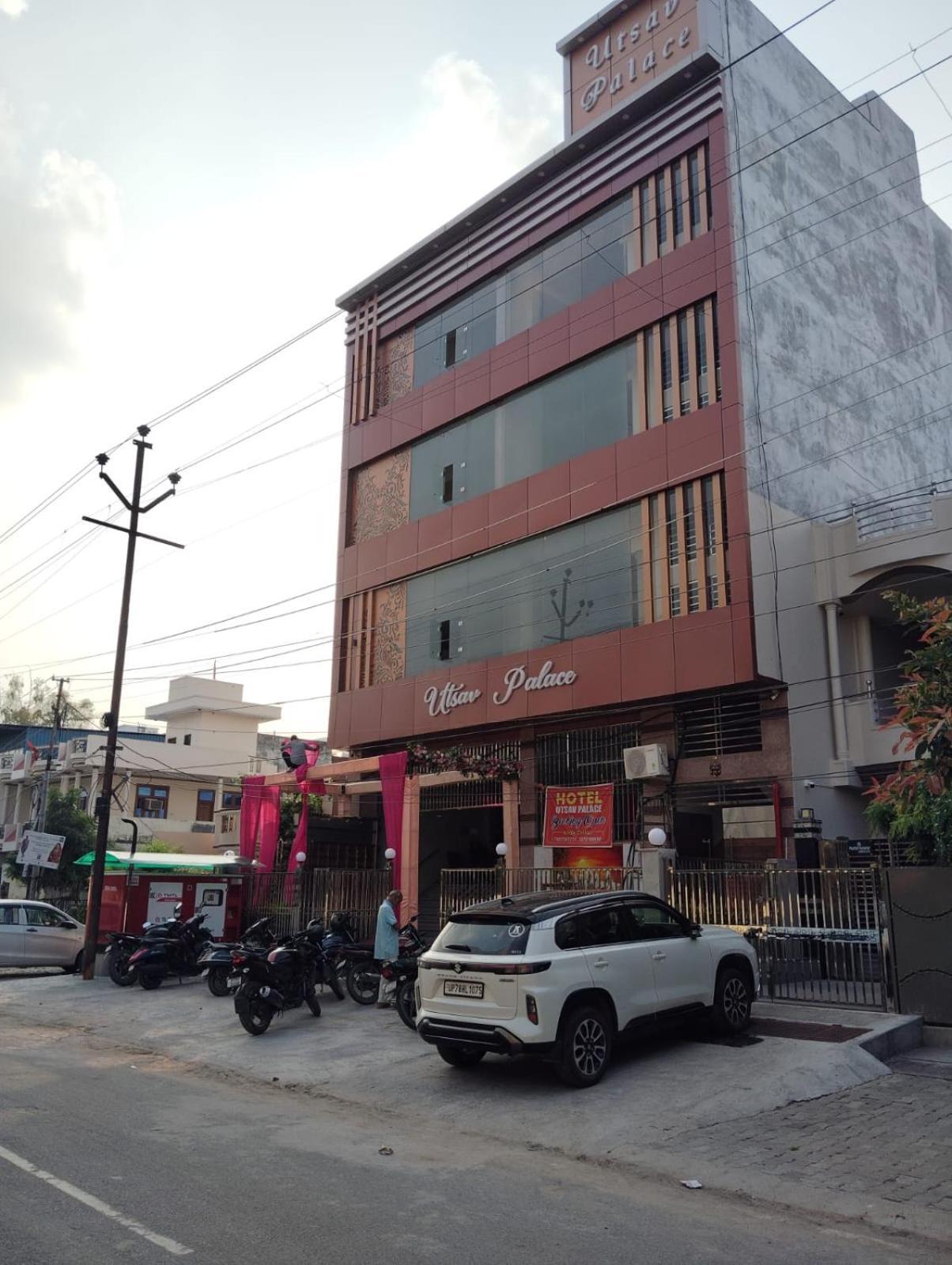 Hotel Utsav Palace Kānpur Exterior photo